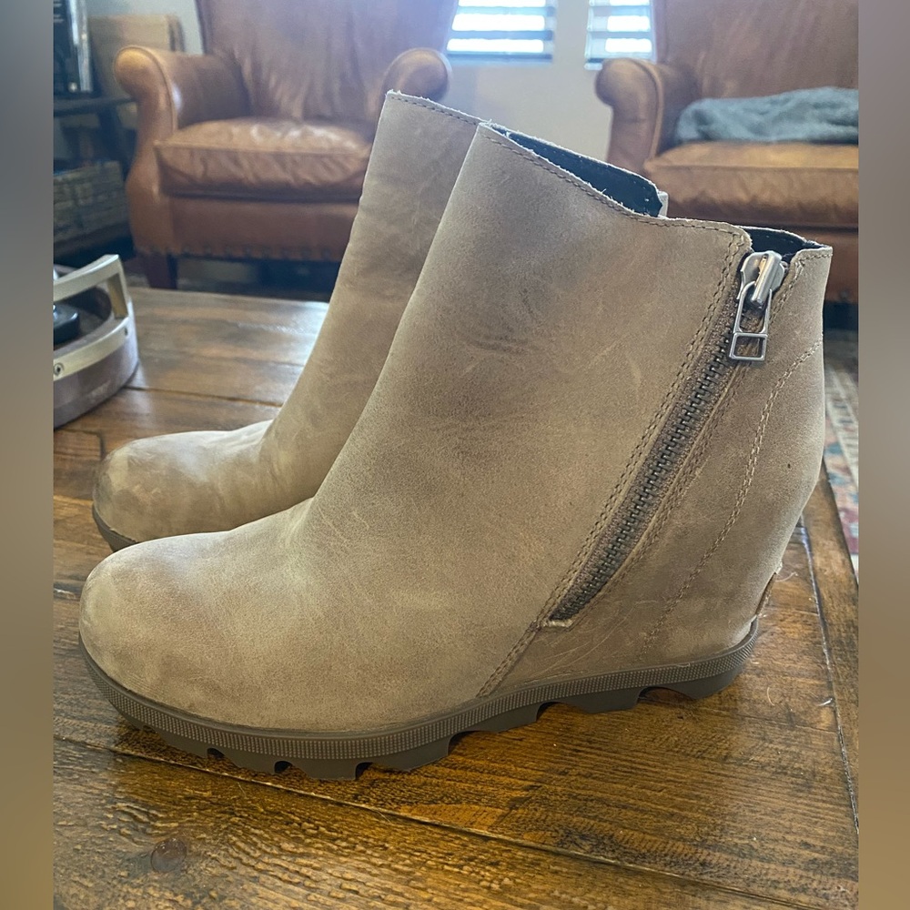 Women's Joan Of Arctic™ Wedge II Zip Bootie